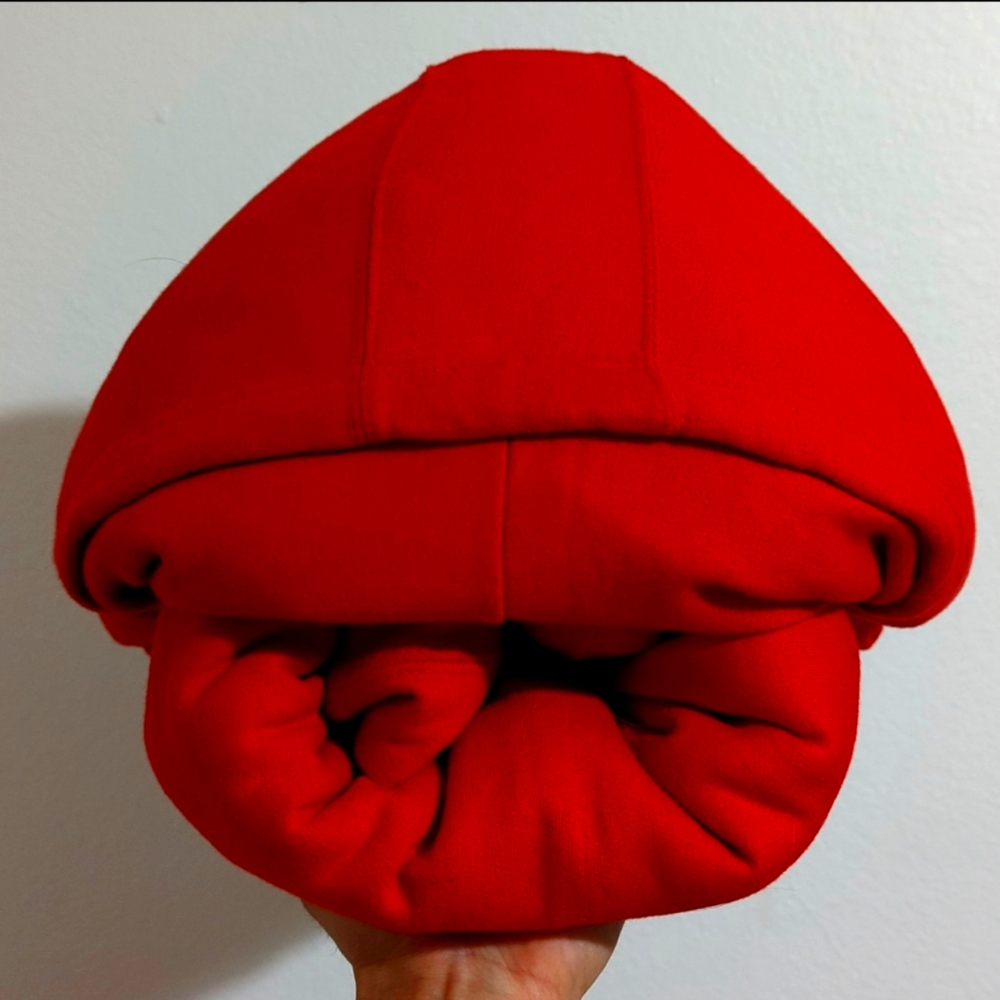 Ensemble Puffer Hoodie in BloodRed